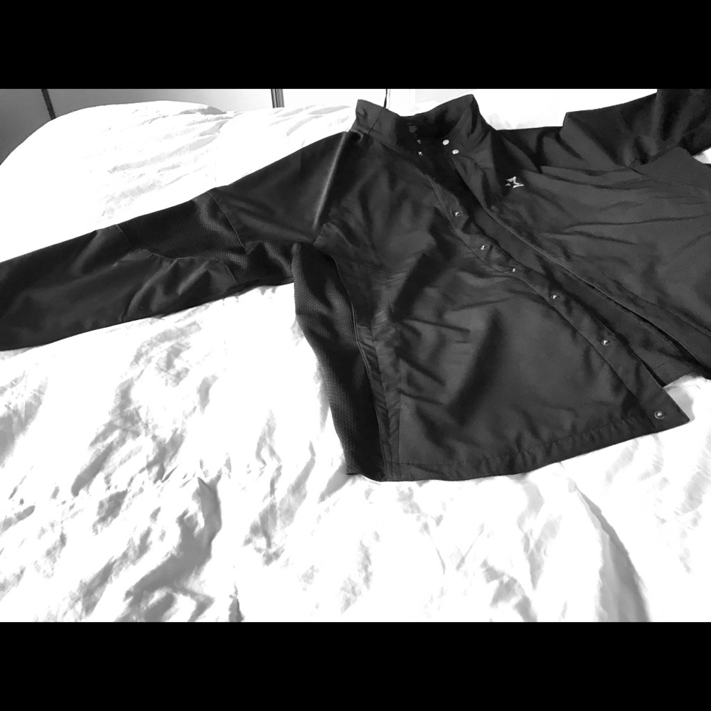Big Men’s Light weight Jacket in great condition